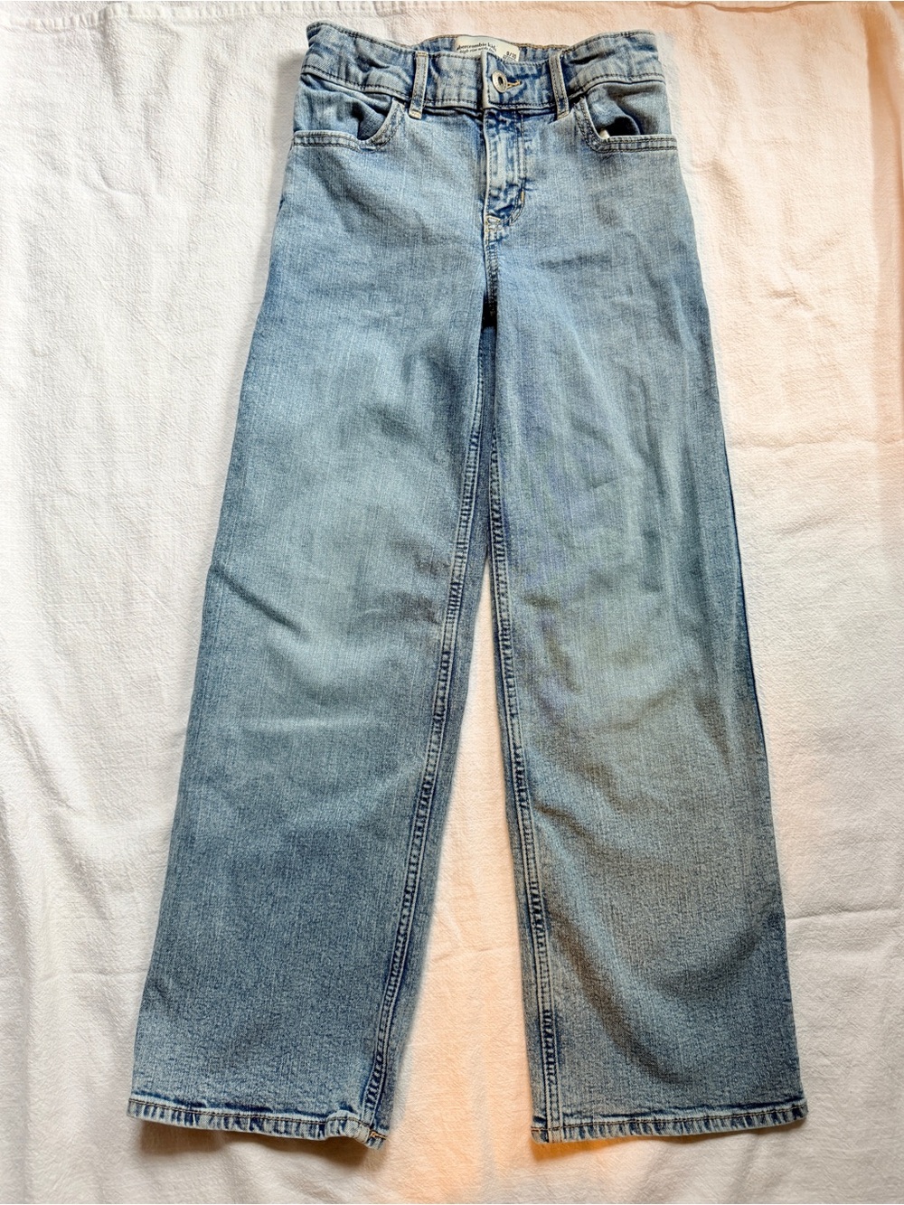 Abercrombie Kids High Rise Wide Leg Jeans with Heart Pocket Girls 9/10 Blue
